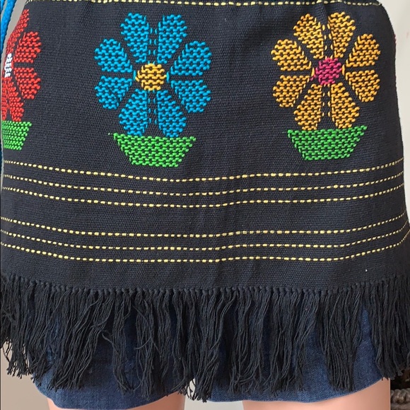 Multicolored Floral Embroidered Mexican Blouse 100% handmade. - Picture 5 of 9